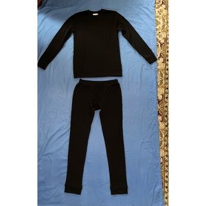Boys Black Thermal set